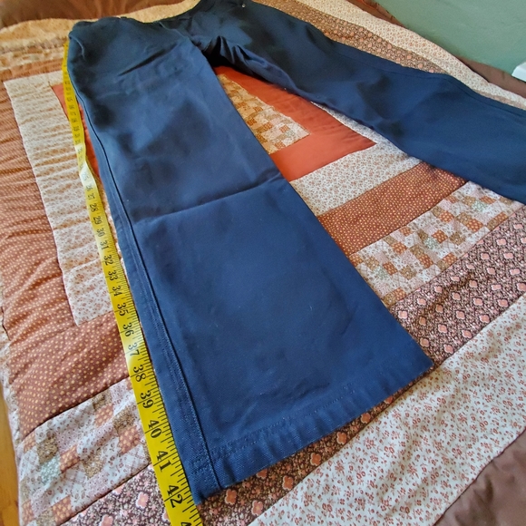 DULUTH TRADING COMPANY Size 38X32 Jeans. Navy. LNPWC. - Picture 10 of 11